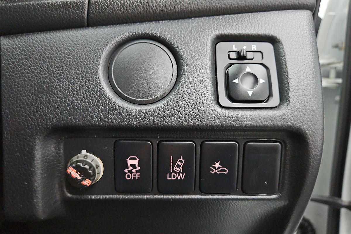 2019 Mitsubishi Triton GLS MR 4X4