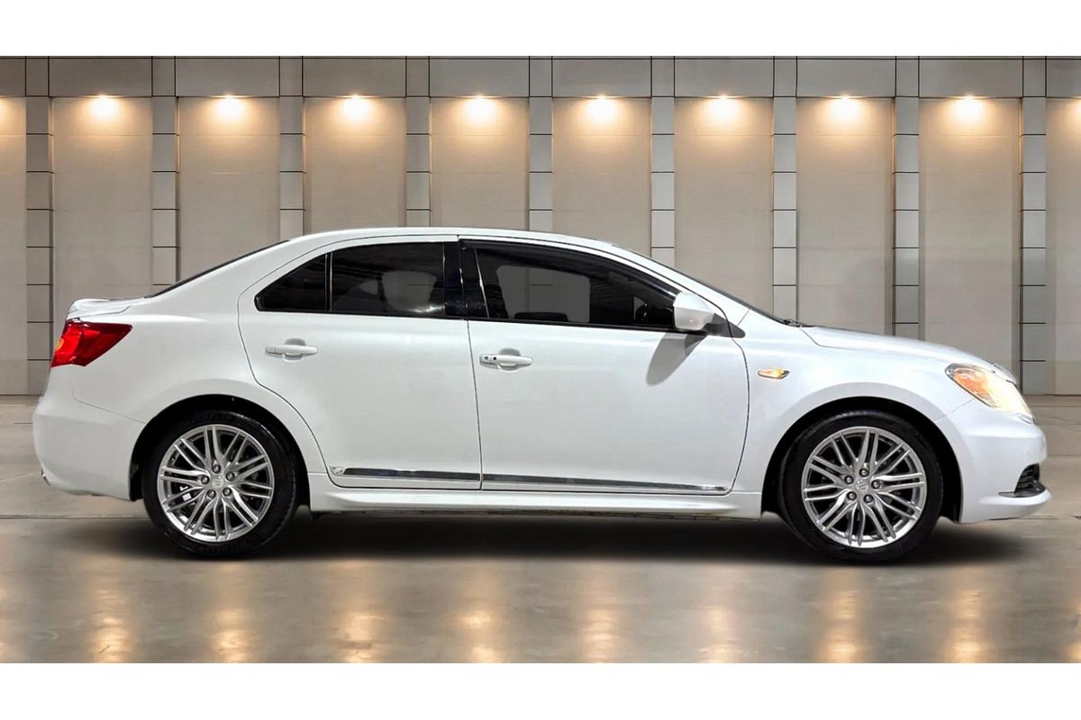 2013 Suzuki Kizashi Sport FR