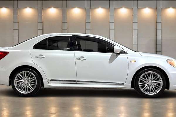 2013 Suzuki Kizashi Sport FR