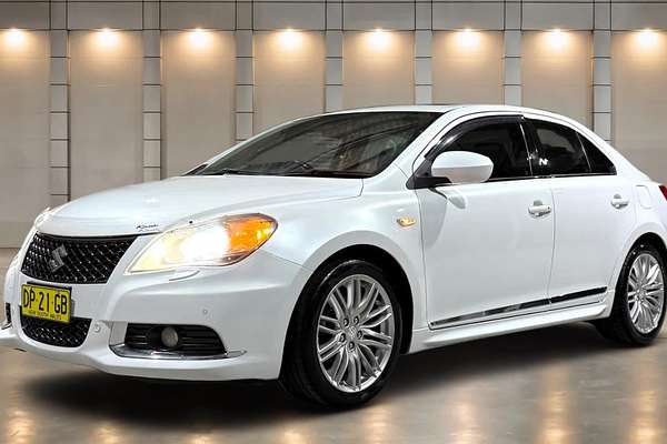 2013 Suzuki Kizashi Sport FR