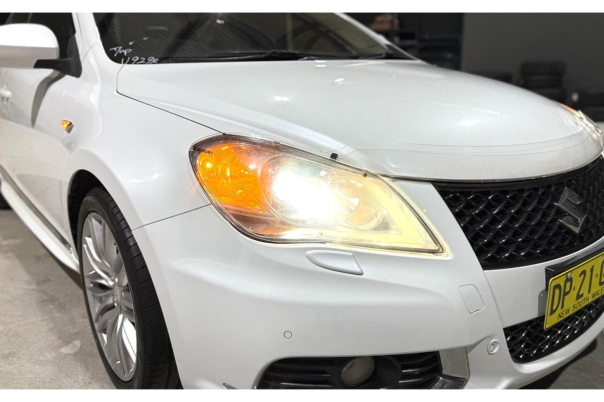 2013 Suzuki Kizashi Sport FR