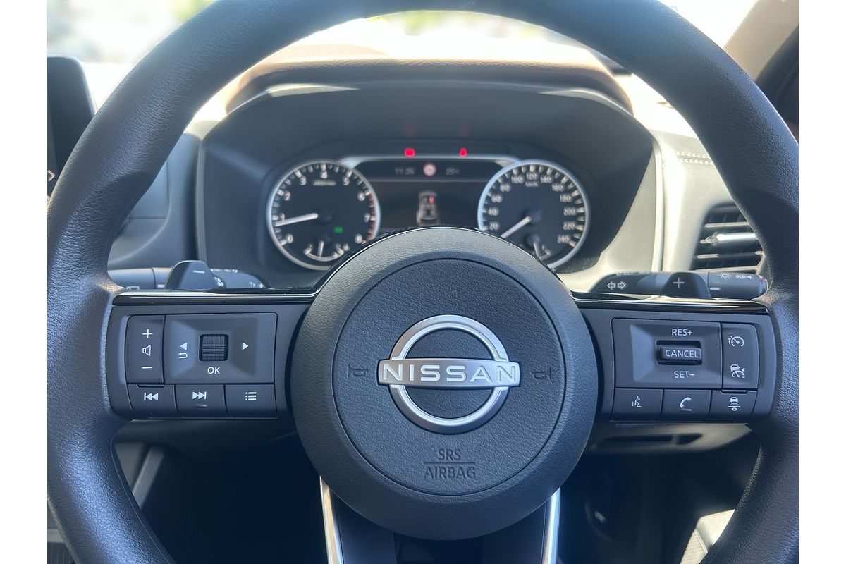 2025 Nissan X-TRAIL ST T33