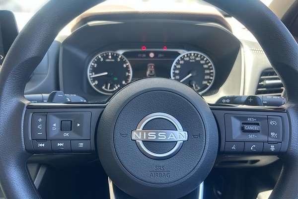 2025 Nissan X-TRAIL ST T33