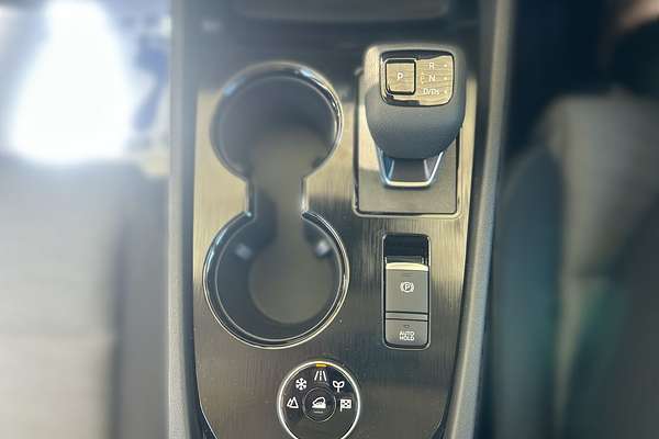 2025 Nissan X-TRAIL ST T33