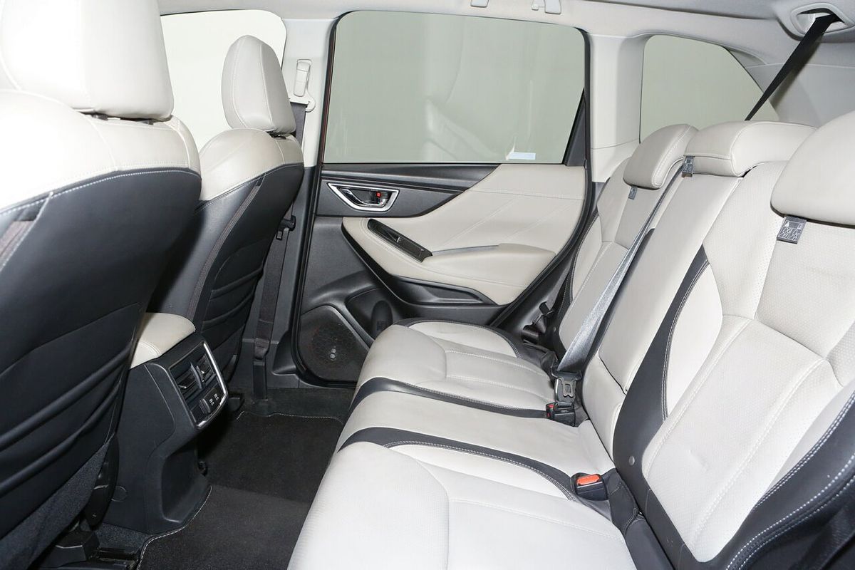 2020 Subaru Forester 2.5i-S S5