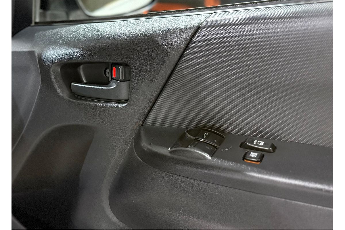 2017 Toyota Hiace KDH201R LWB