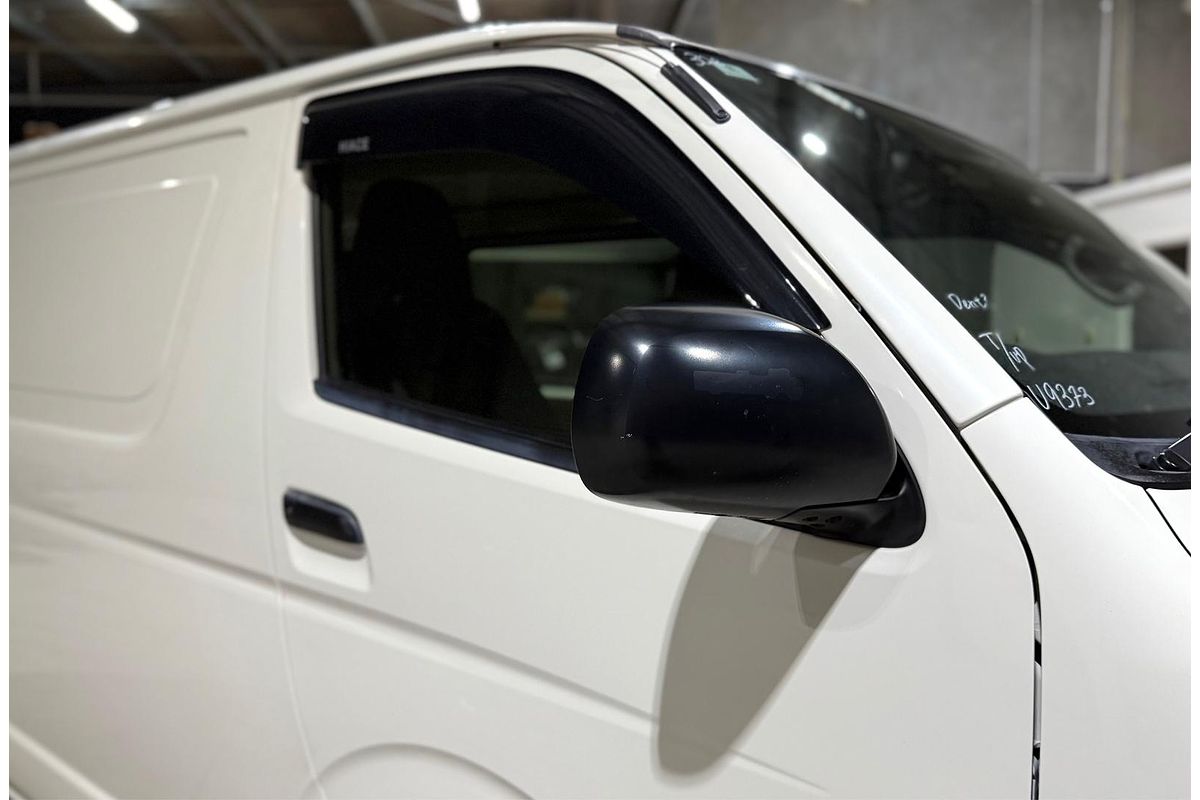 2017 Toyota Hiace KDH201R LWB