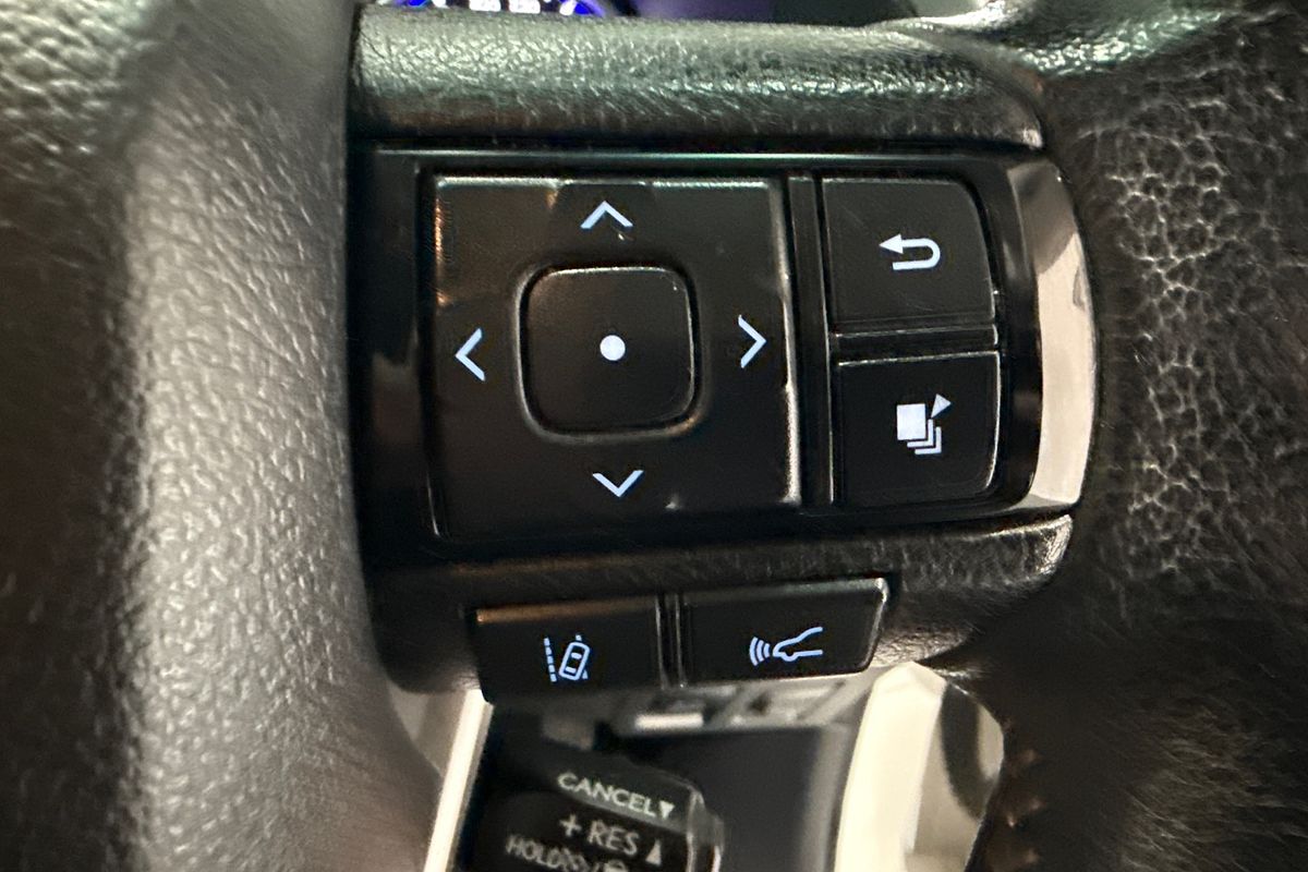 2019 Toyota Hilux SR5 GUN126R 4X4