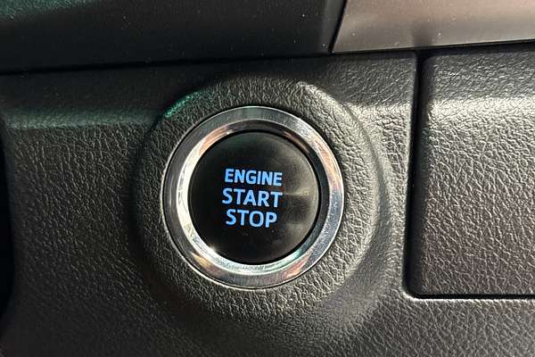 2019 Toyota Hilux SR5 GUN126R 4X4