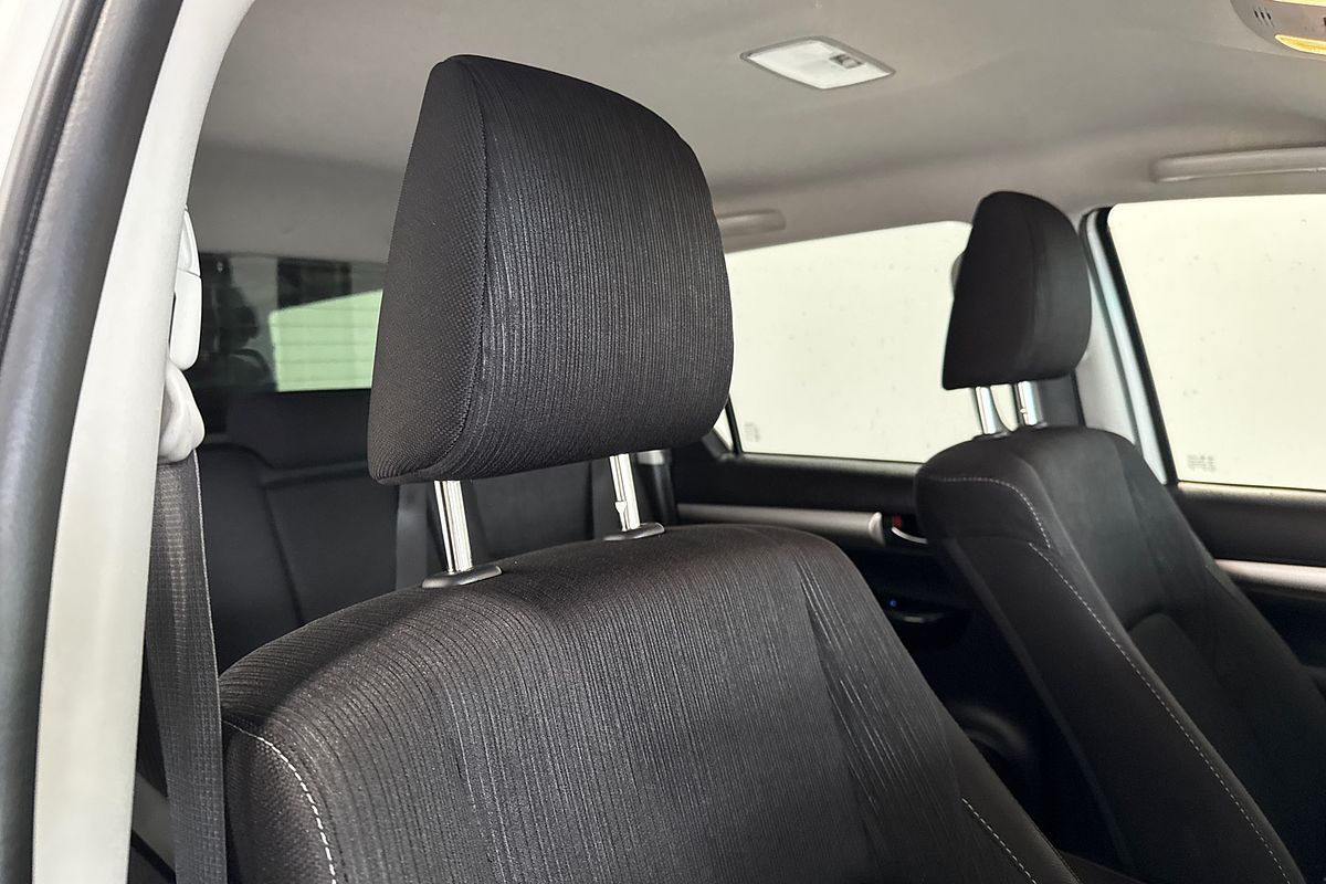 2019 Toyota Hilux SR5 GUN126R 4X4