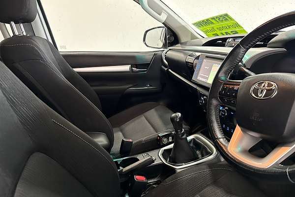 2019 Toyota Hilux SR5 GUN126R 4X4