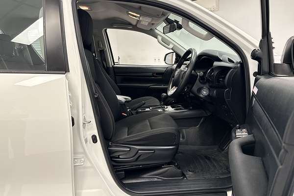 2023 Toyota Hilux SR GUN126R 4X4