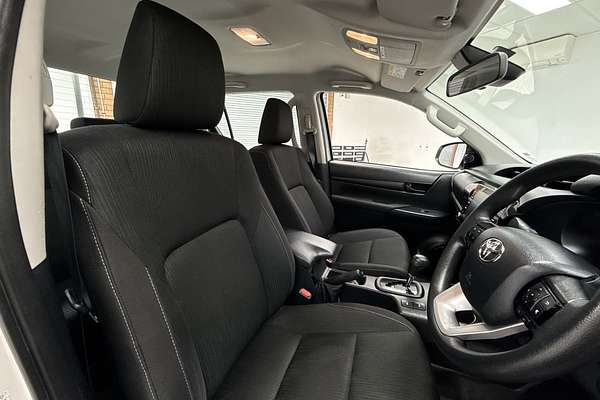 2023 Toyota Hilux SR GUN126R 4X4