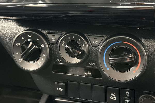 2023 Toyota Hilux SR GUN126R 4X4