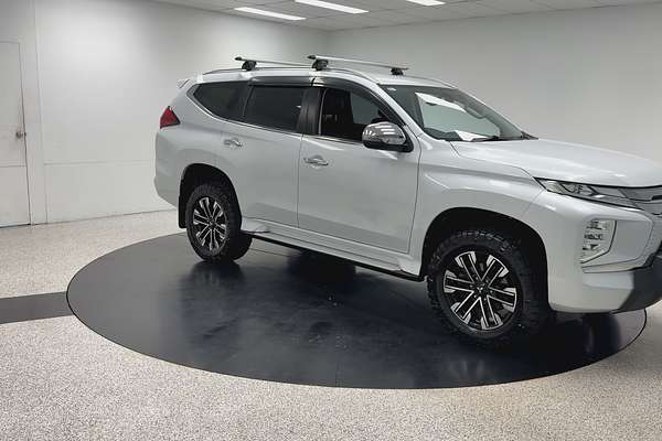 2020 Mitsubishi Pajero Sport GLS QF