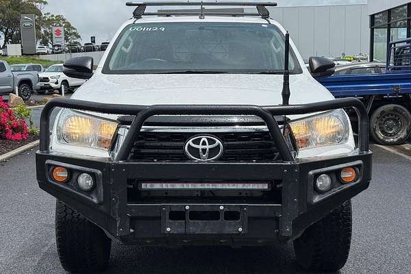 2018 Toyota Hilux SR GUN126R 4X4