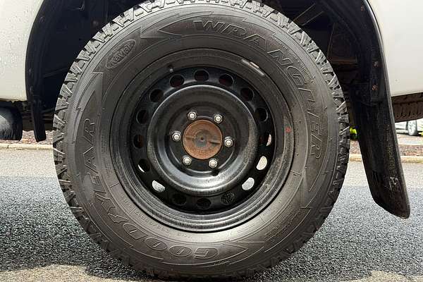 2018 Toyota Hilux SR GUN126R 4X4