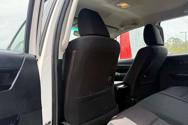 2018 Toyota Hilux SR GUN126R 4X4