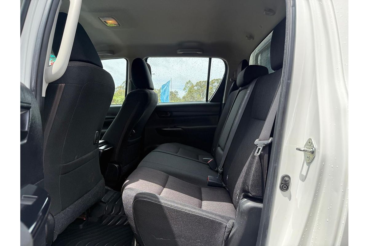 2018 Toyota Hilux SR GUN126R 4X4