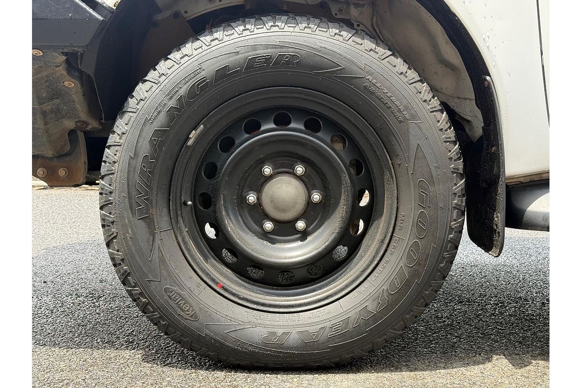 2018 Toyota Hilux SR GUN126R 4X4