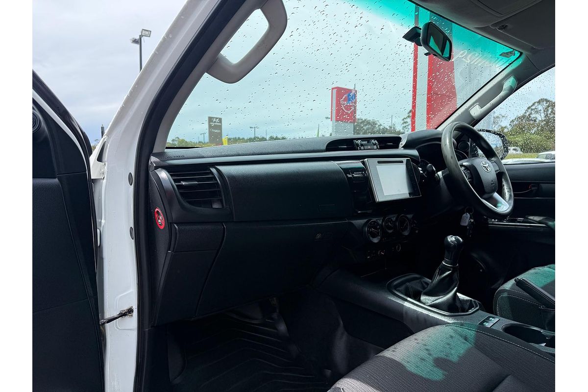 2018 Toyota Hilux SR GUN126R 4X4