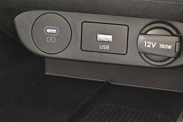 2025 Hyundai i30 Elite Hybrid CN7.V2