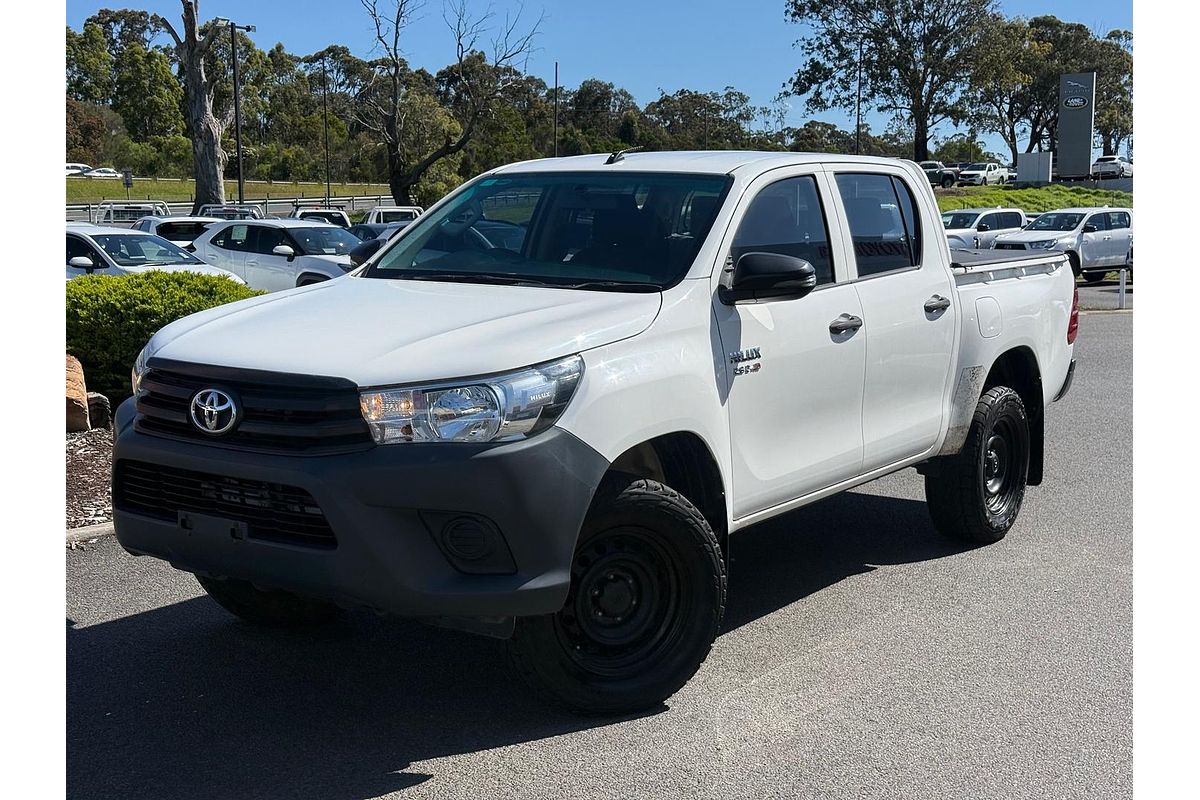 2017 Toyota Hilux Workmate GUN125R 4X4