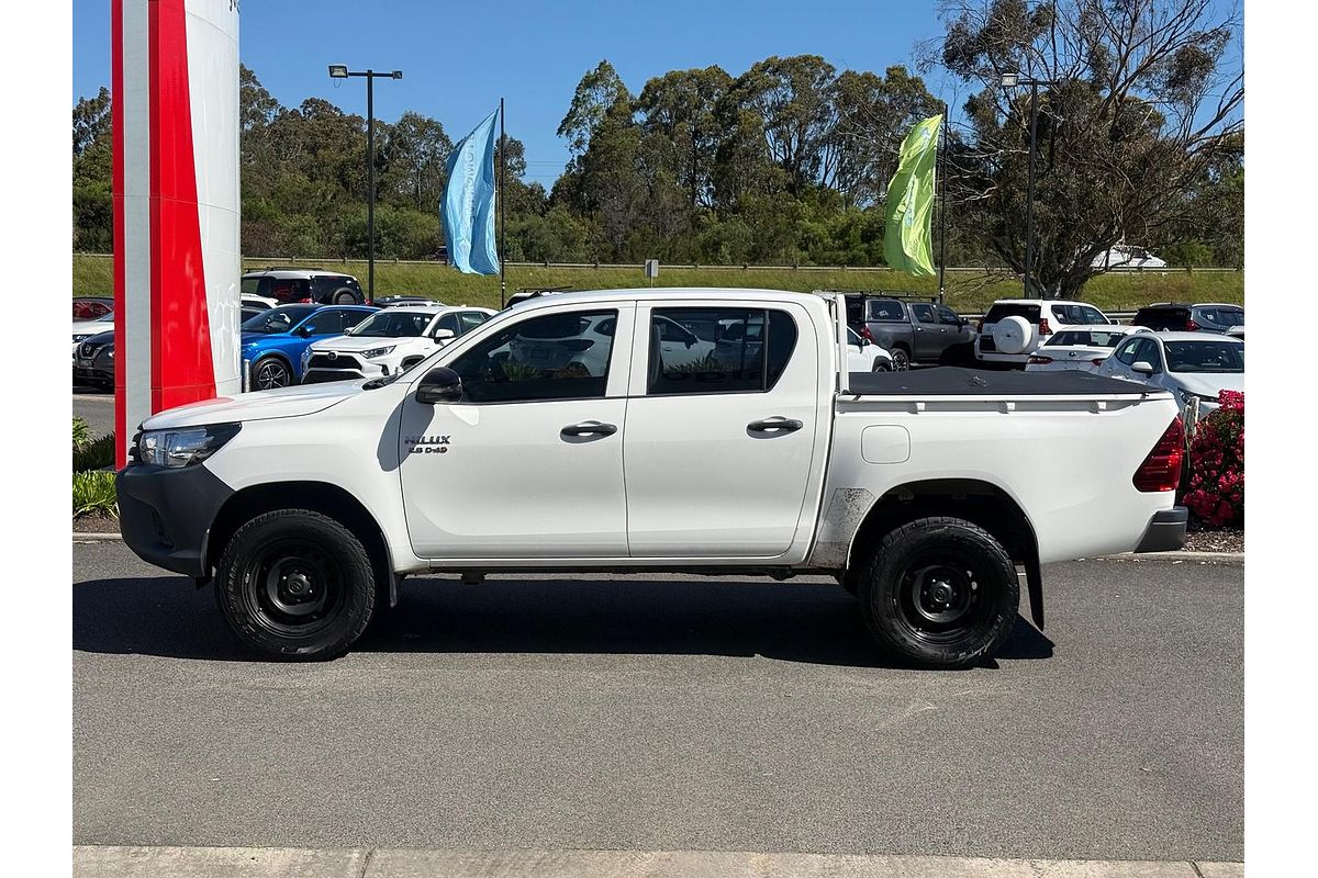 2017 Toyota Hilux Workmate GUN125R 4X4