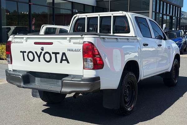 2017 Toyota Hilux Workmate GUN125R 4X4