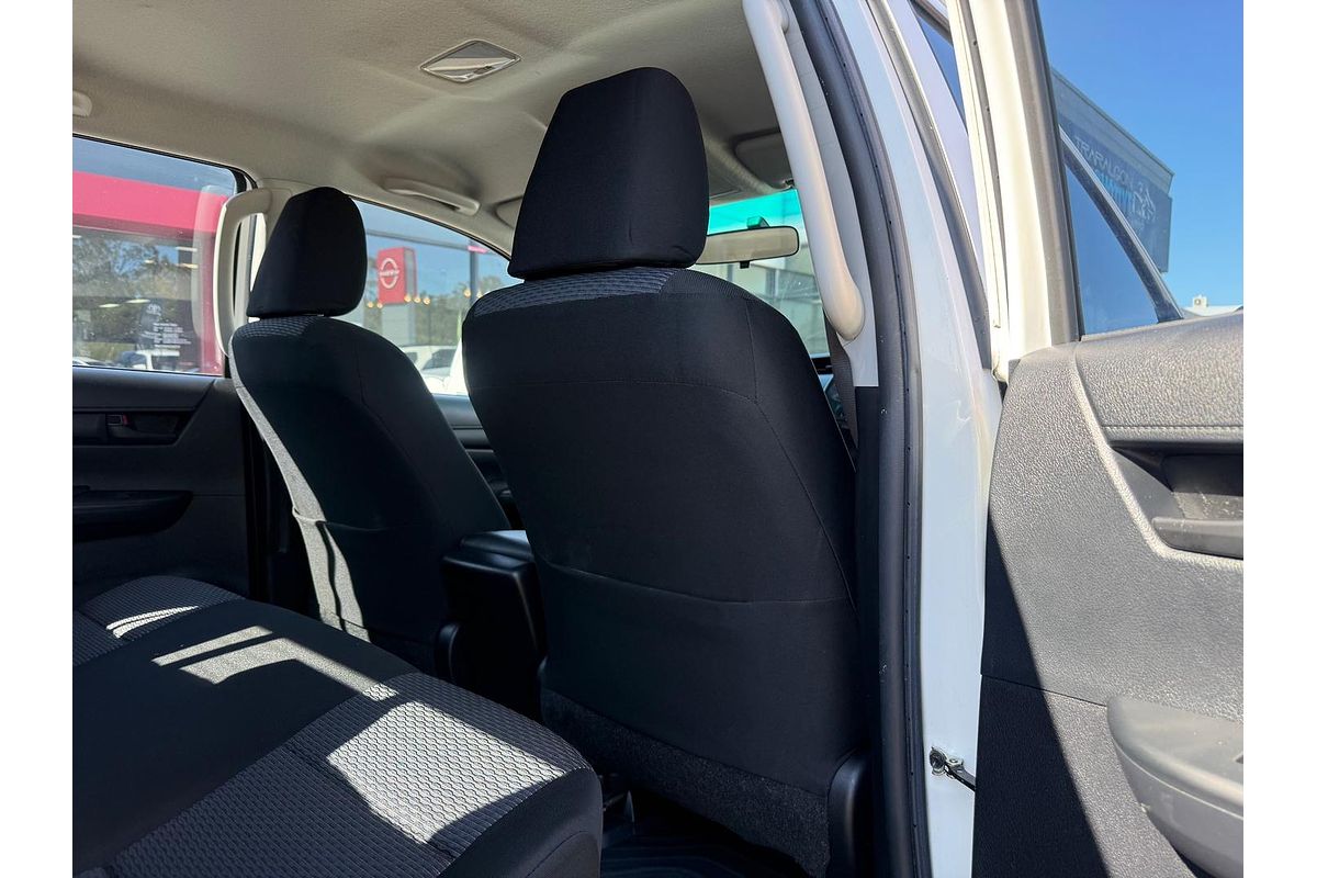 2017 Toyota Hilux Workmate GUN125R 4X4