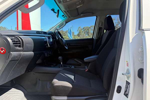 2017 Toyota Hilux Workmate GUN125R 4X4