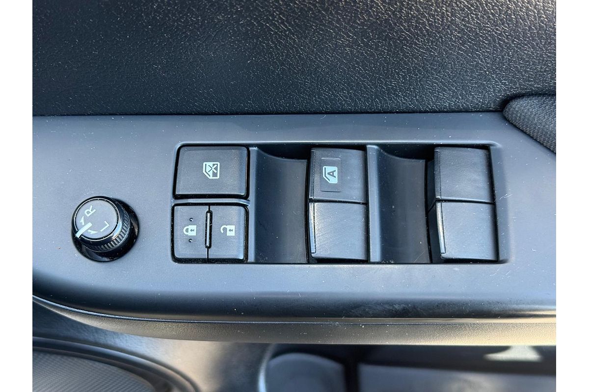 2017 Toyota Hilux Workmate GUN125R 4X4