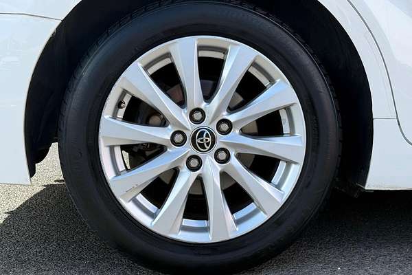 2018 Toyota Camry Ascent Sport ASV70R