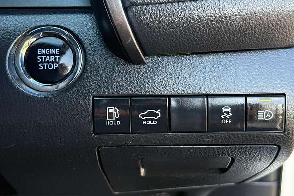 2018 Toyota Camry Ascent Sport ASV70R