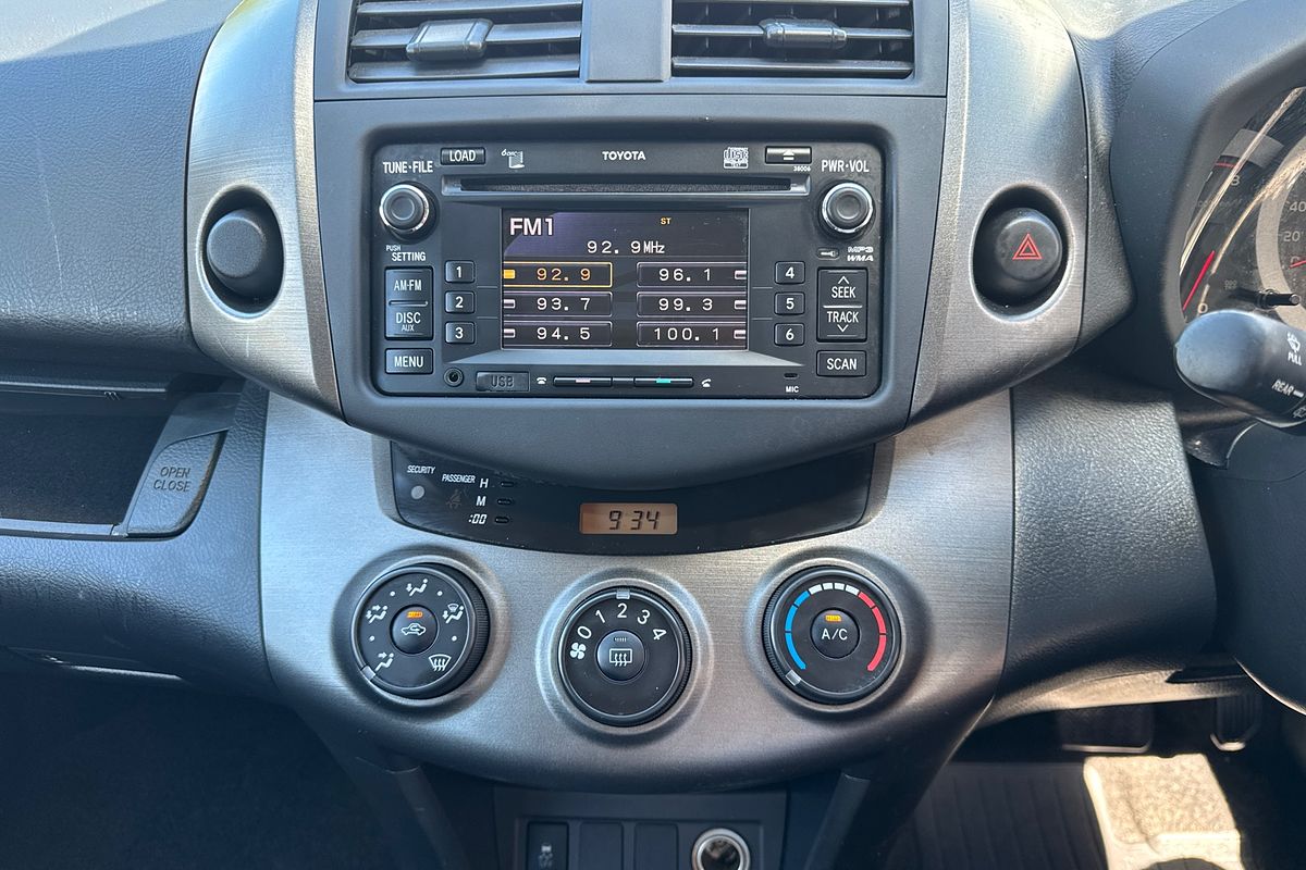 2011 Toyota RAV4 CV ACA38R