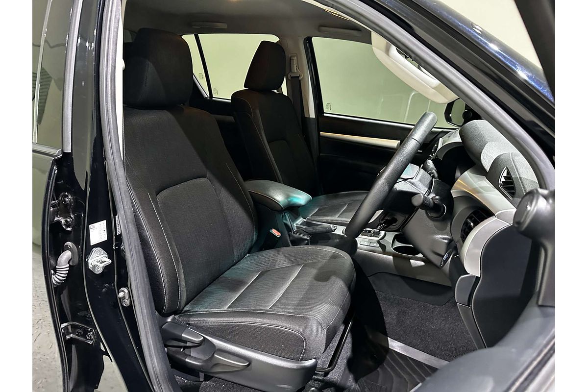 2023 Toyota Hilux SR5 GUN126R 4X4