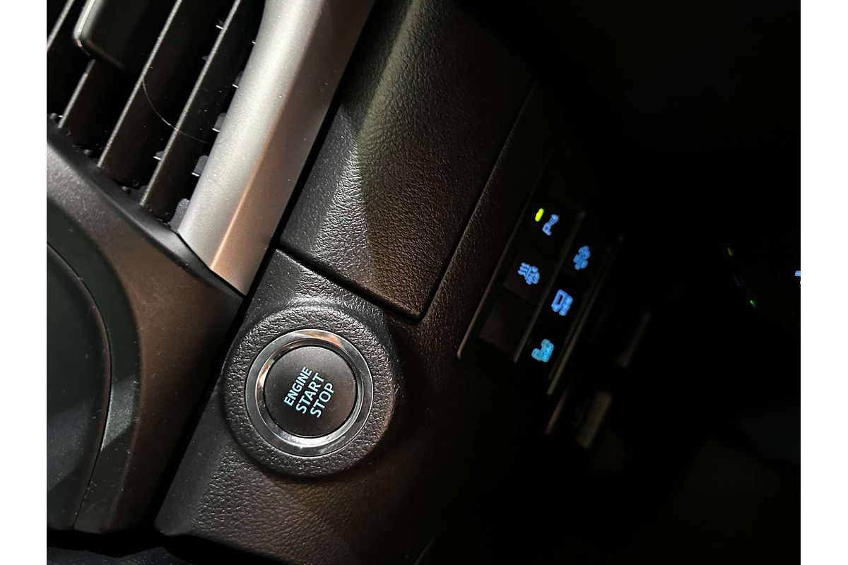 2023 Toyota Hilux SR5 GUN126R 4X4