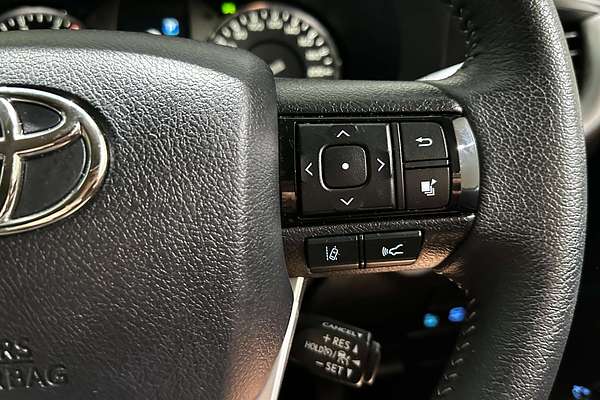 2023 Toyota Hilux SR5 GUN126R 4X4