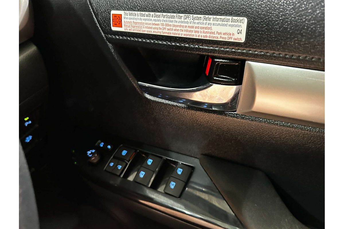 2023 Toyota Hilux SR5 GUN126R 4X4