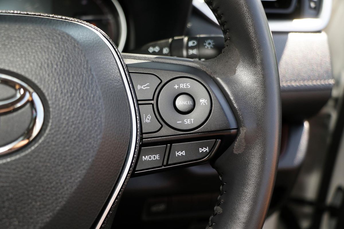 2020 Toyota RAV4 Cruiser MXAA52R