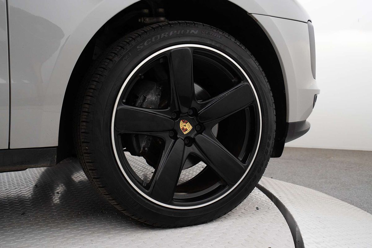 2019 Porsche Macan 95B