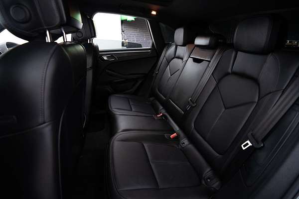 2019 Porsche Macan 95B