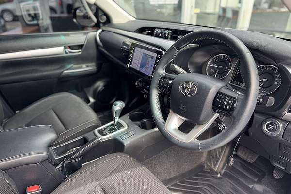 2021 Toyota Hilux SR5 GUN126R 4X4