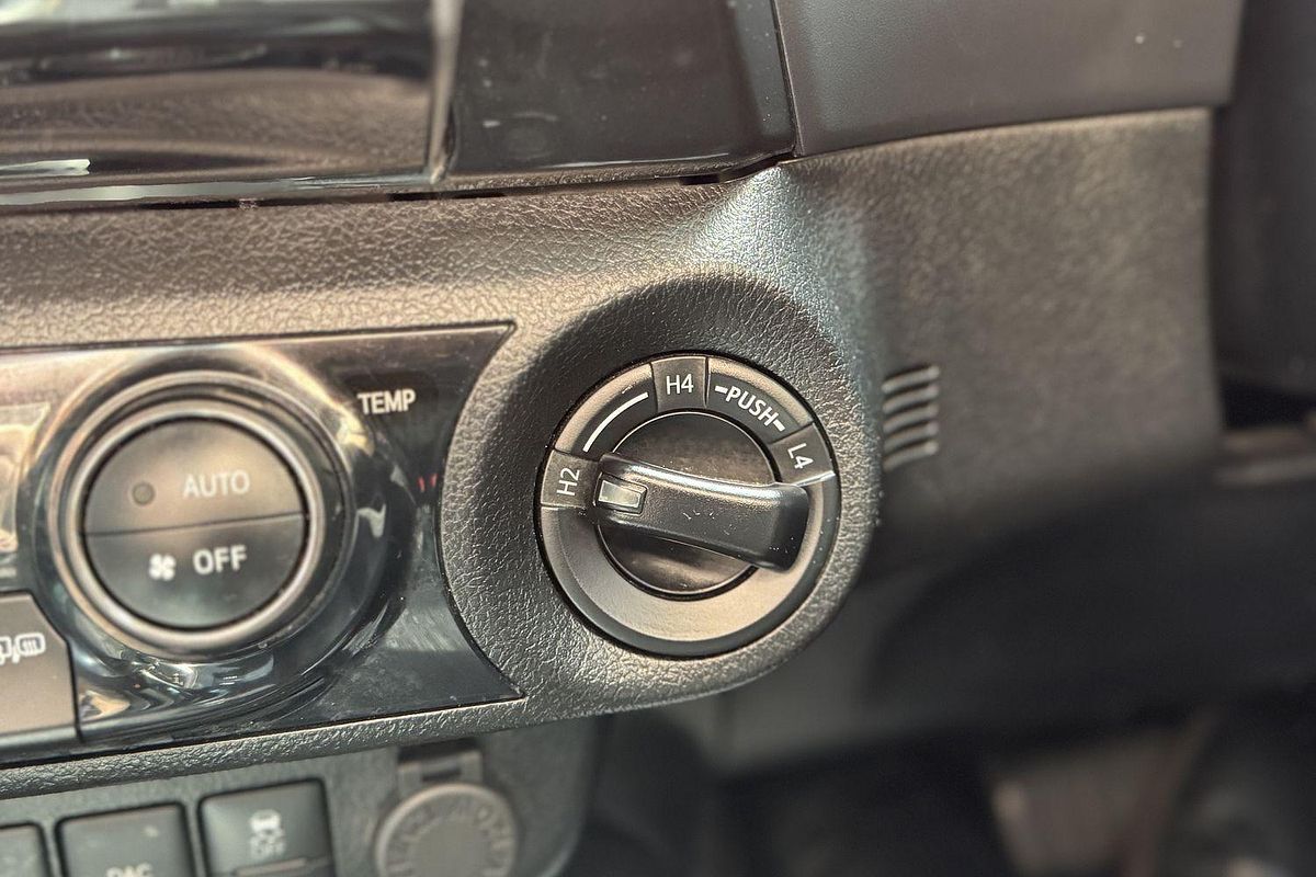 2021 Toyota Hilux SR5 GUN126R 4X4