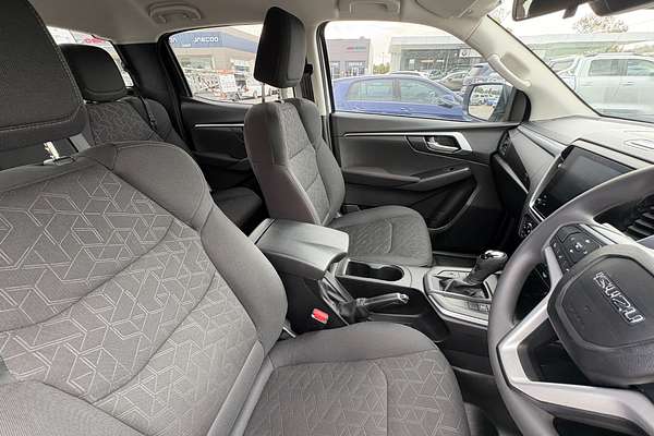 2024 Isuzu D-MAX LS-M 4X4