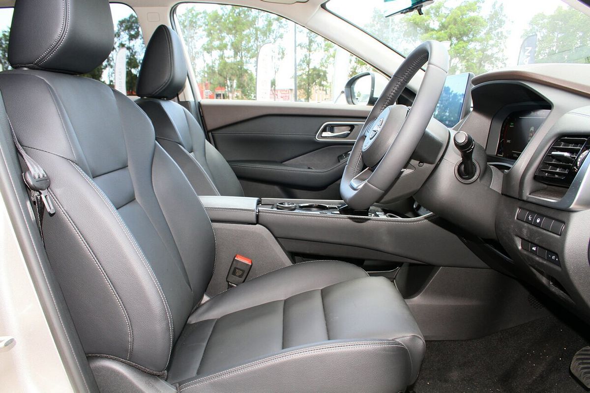 2025 Nissan X-TRAIL Ti e-POWER T33