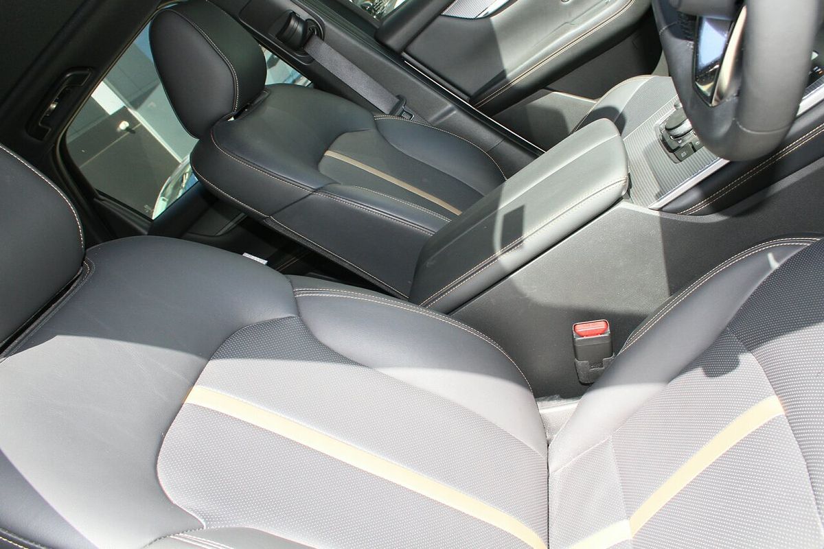 2024 Mazda CX-60 P50e Azami KH Series