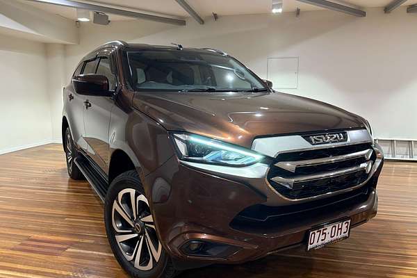 2021 Isuzu MU-X LS-T