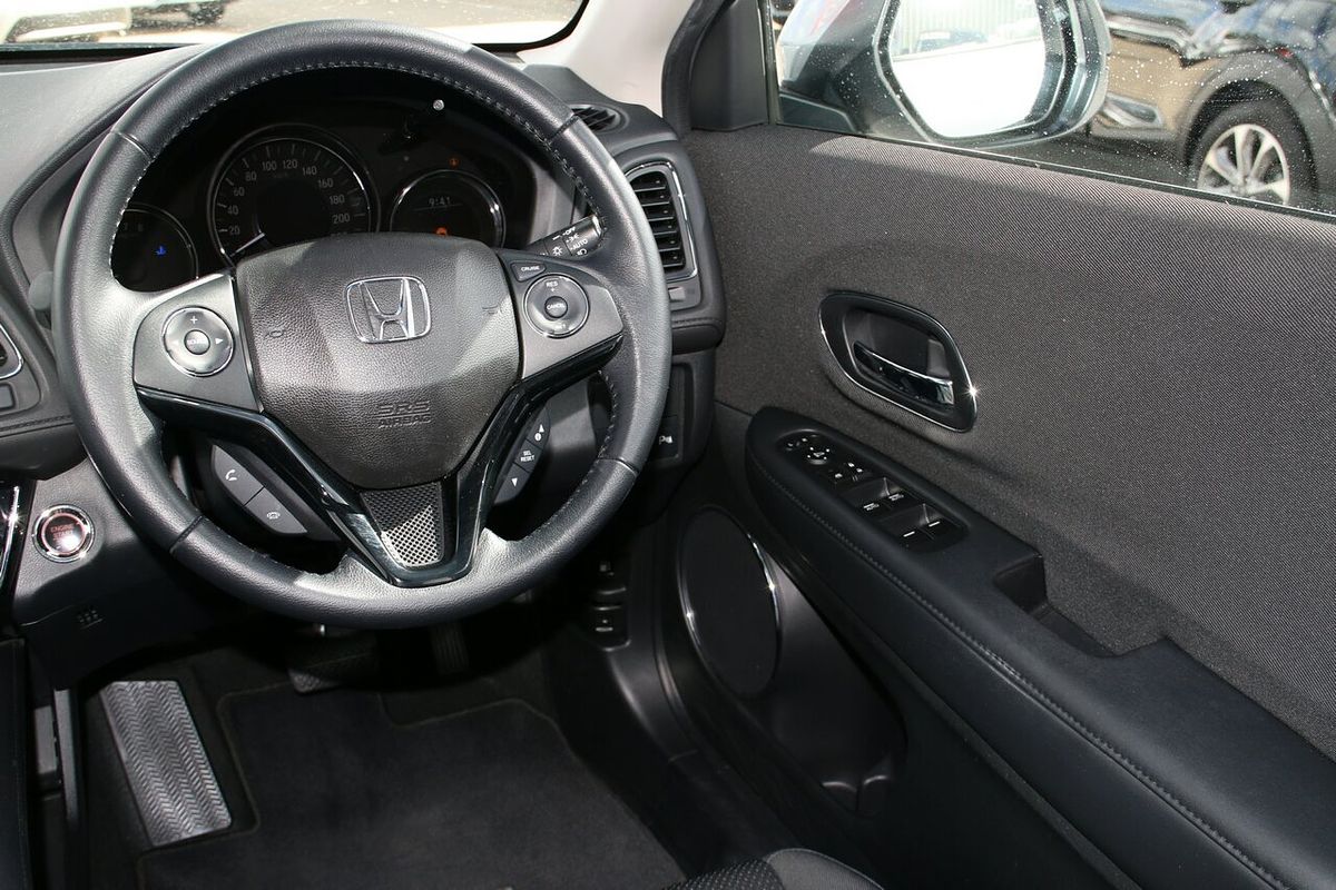 2019 Honda HR-V VTi-S