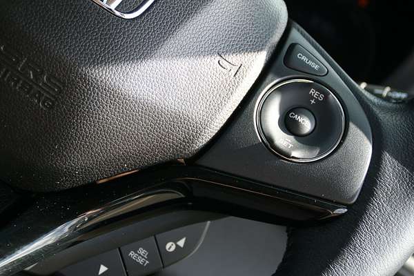 2019 Honda HR-V VTi-S